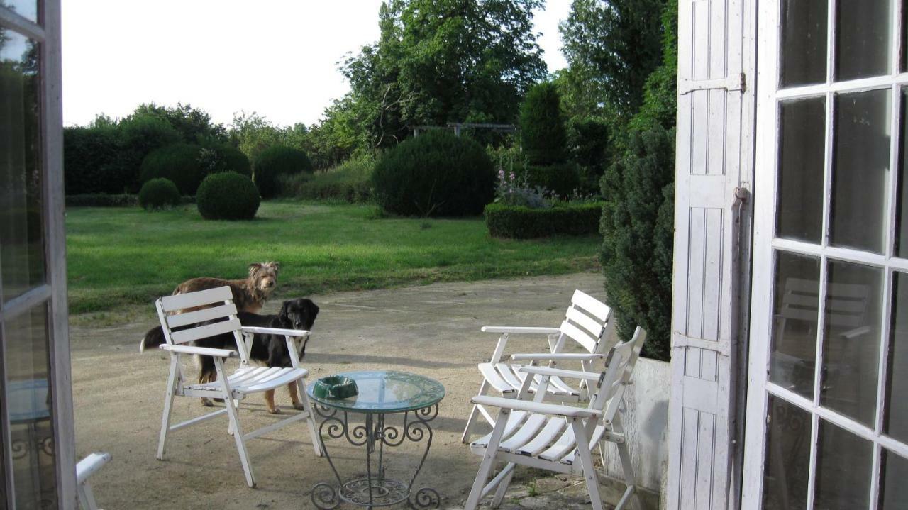 Bed and Breakfast Le Petit Bois Chateau-la-Valliere Exteriér fotografie